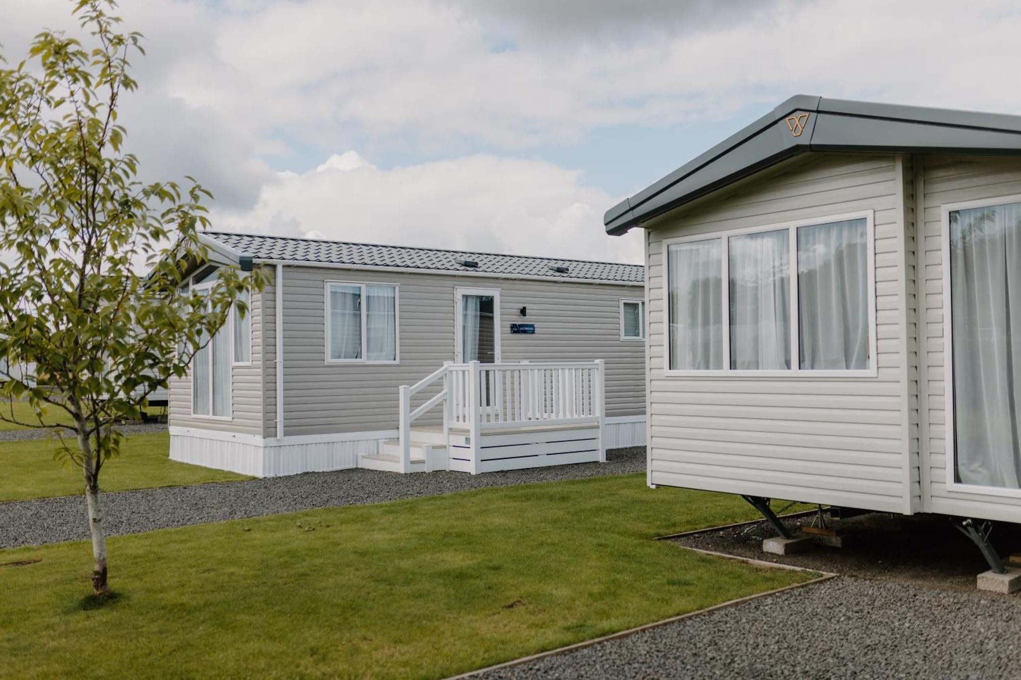Linwater Caravan Park - Luxury Lodges And Static Caravans Near Edinburgh Newbridge  Екстер'єр фото
